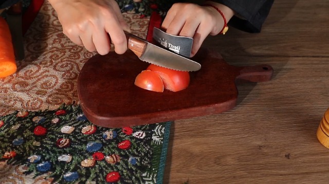 TIVOLI Set Coltelli Da Cucina Per Bambini Con Protezione Dita (4 Pezzi) - Acciaio Inox E Manico Legno
