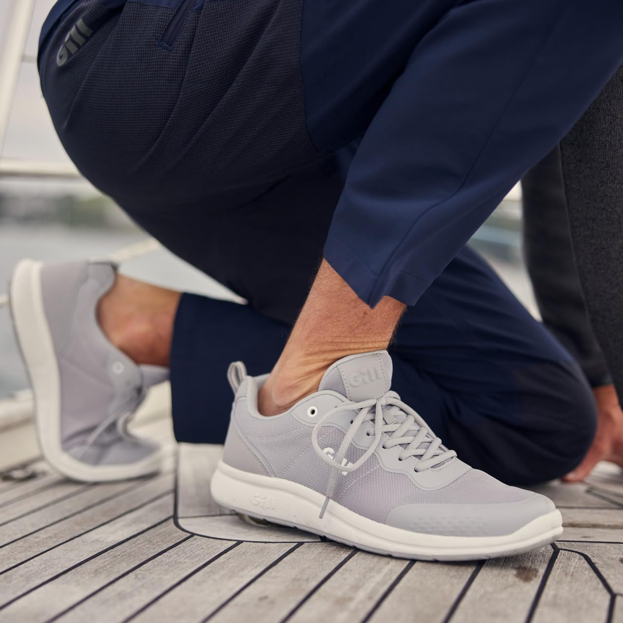 Gill Pursuit Sneaker