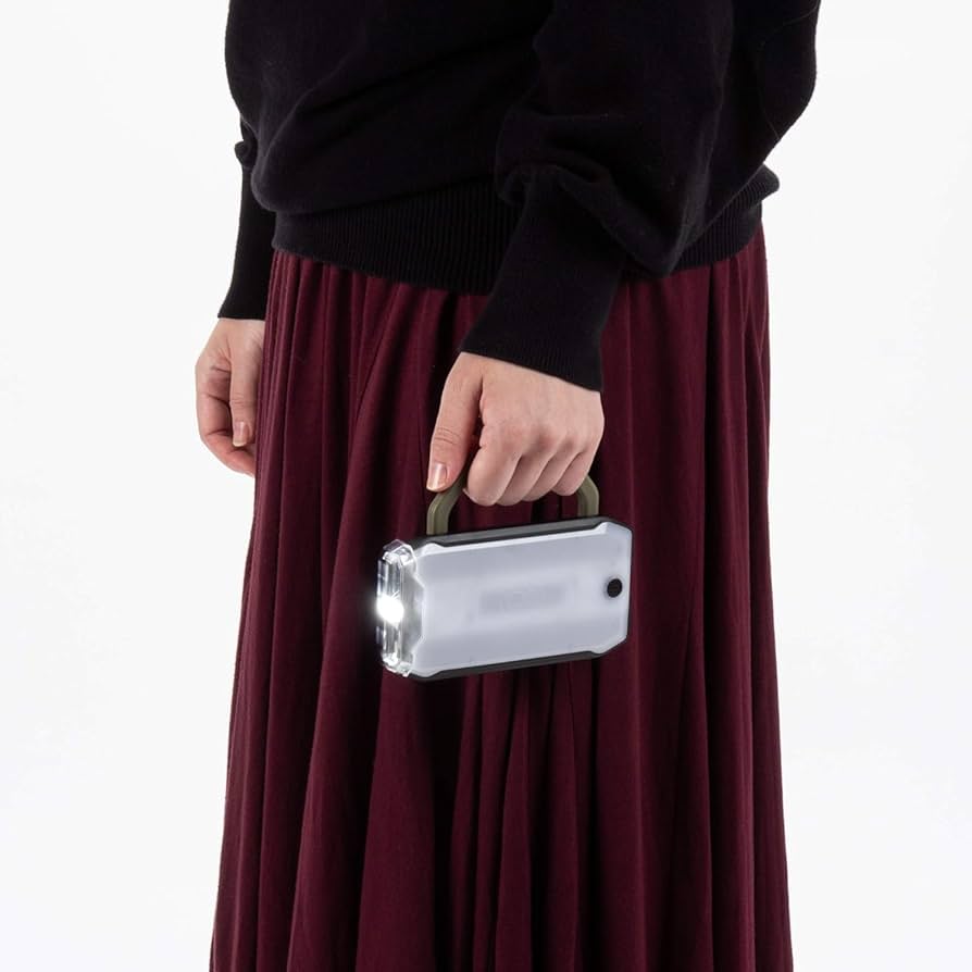 コールマン マルチパネルランタン オリーブ クアッドマルチパネルランタン オリーブ | アウトドア用品