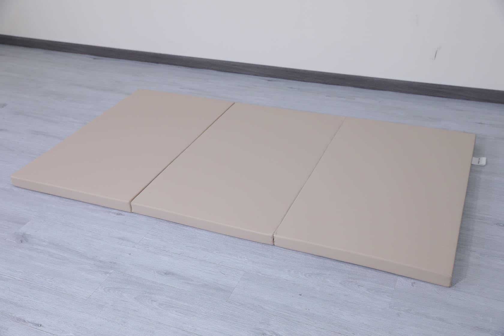 Tapis de gymnastique pliable en 3 parties - 180 x 100 x 5 cm - Beige