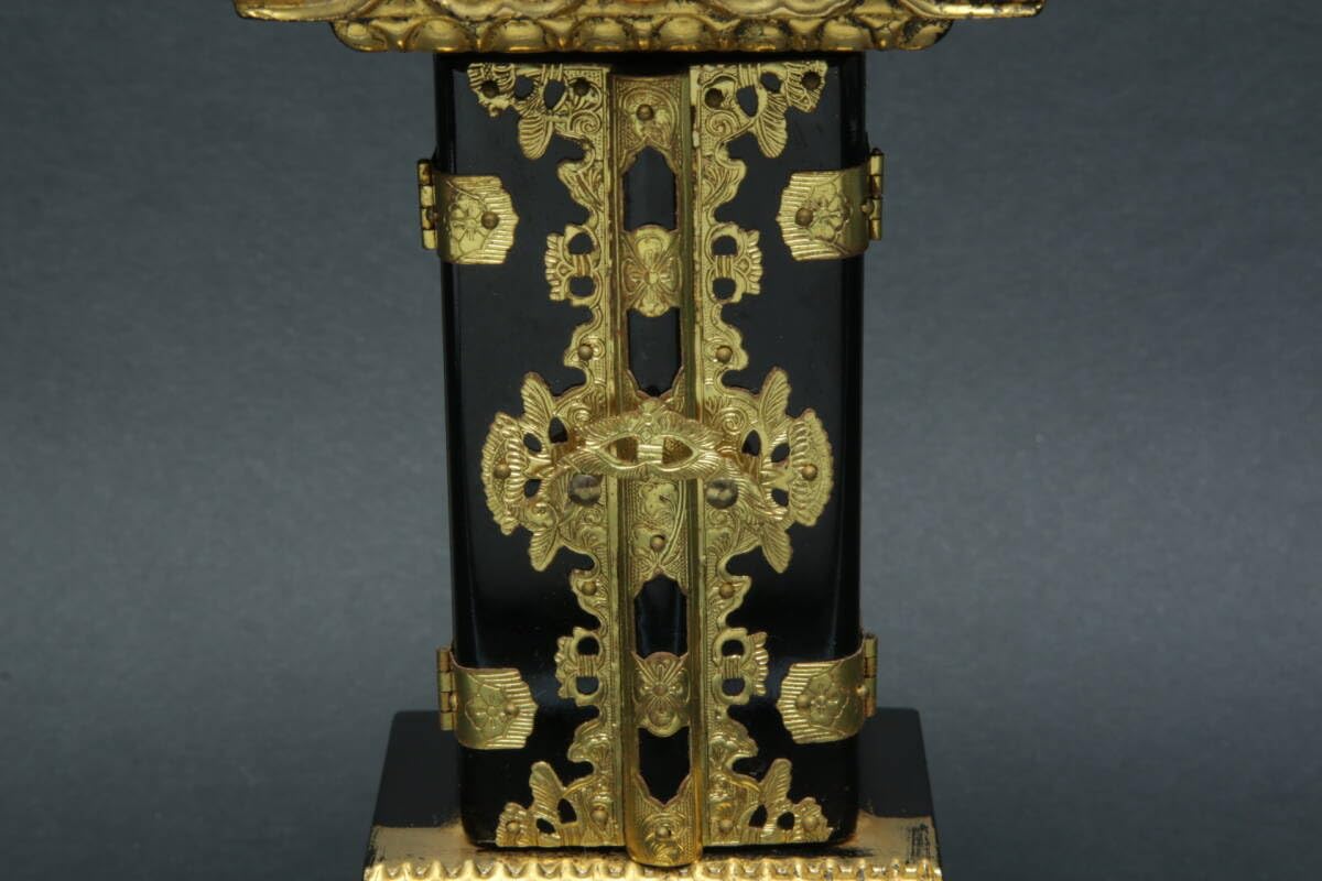 Amazon.co.jp: 5630 繰り出し位牌 回出位牌 厨子 仏壇 仏具 漆 金 仏具 
