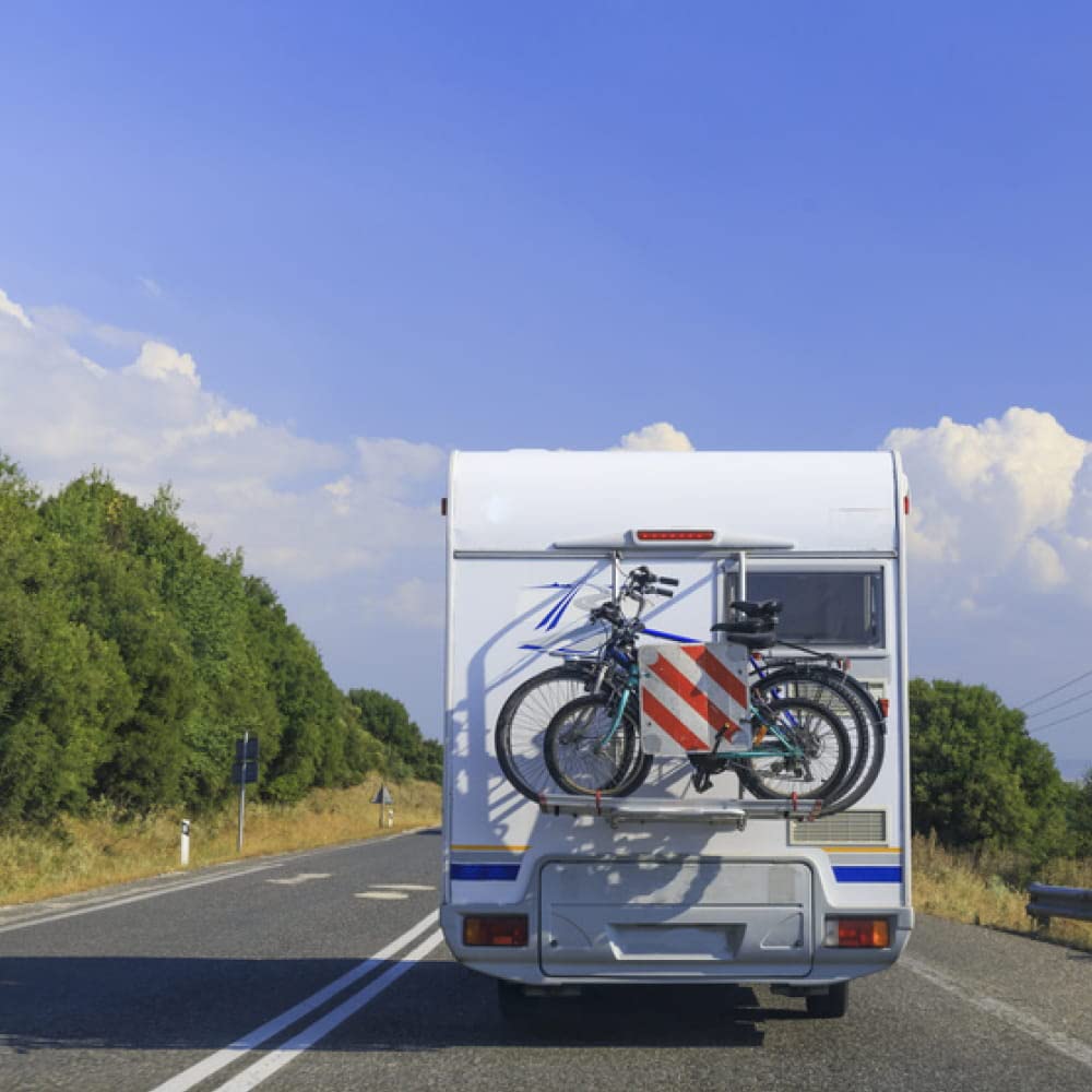 Italien Warntafel aus Aluminium für Fahrradträger und überstehende Ladung | mit Italienischer Typengenehmigung - rot-weiß - 500 x 500 mm - Reflexionsklasse RA2/C