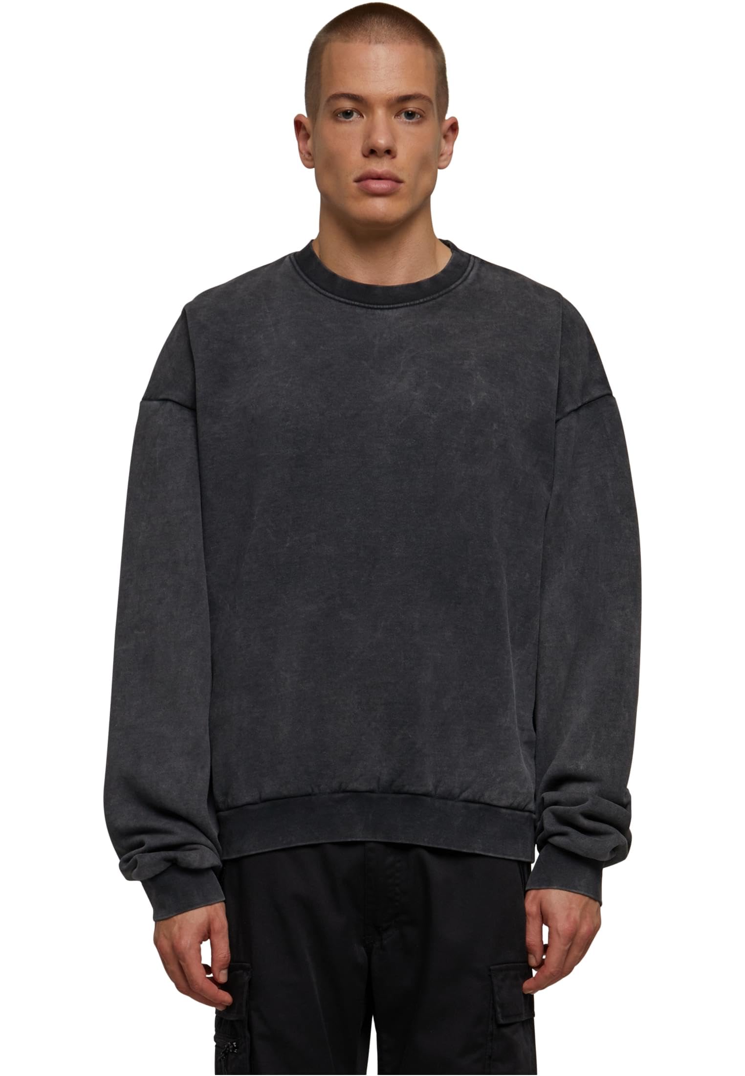 Urban Classics Men's Acid Washed Crew Sweatshirt, Black,