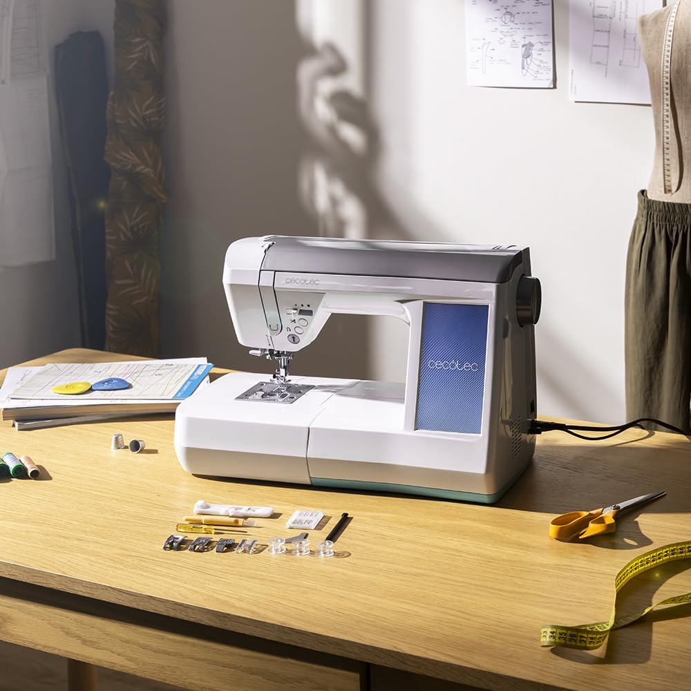 Cecotec Machine à Coudre Numérique BelleCouture 36000 Control. Écran Tactile 7", 360 Points, PedalFree, Enfilage Automatique, Lumière LED, Coupe-fil, Aiguille Haut/Bas, Kit d'Accessoires Complet.