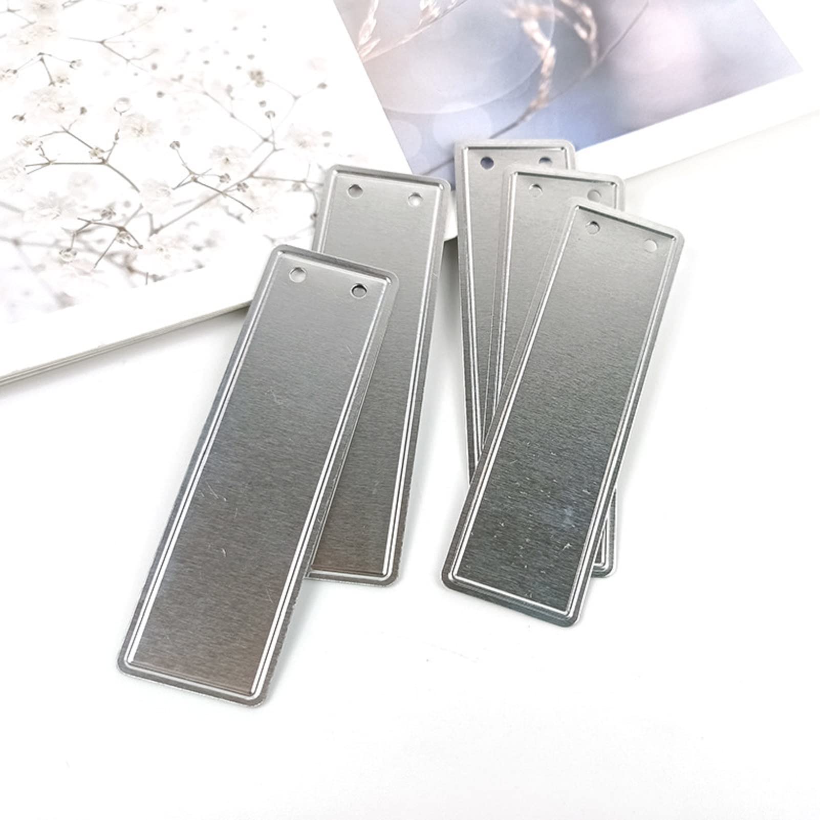 100 szt. aluminiowych etykiet na rośliny, wielokrotnego użytku, metalowe, na rośliny, drzewa, doniczki, druty, do użytku wewnątrz i na zewnątrz, L (L, srebrne z płaską krawędzią)