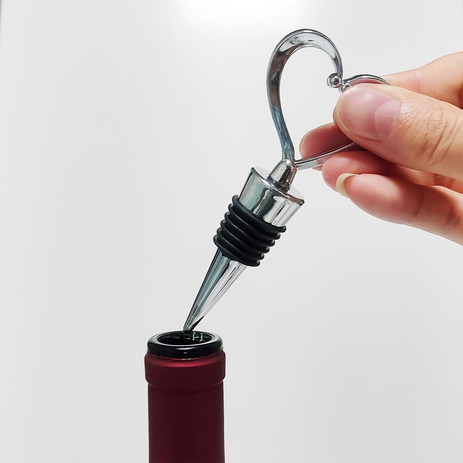 Lot de 16 bouchons de vin réutilisables en alliage de zinc argenté en forme de cœur pour bouteille de vin, champagne bière, décoration de bar, décoration de mariage, d'anniversaire, de Noël