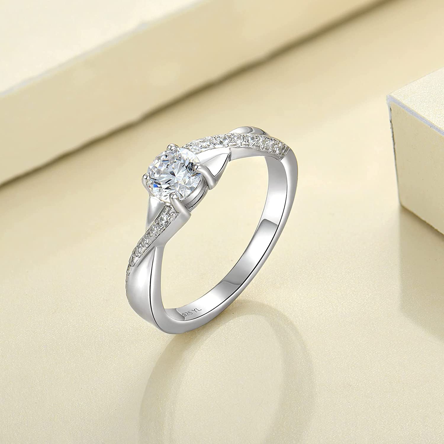 YL Anillo de Compromiso Plata de Ley 925 con 12 Piedras de Nacimiento de Circonita Solitario Infinito Anillo de Boda para Mujer Novia