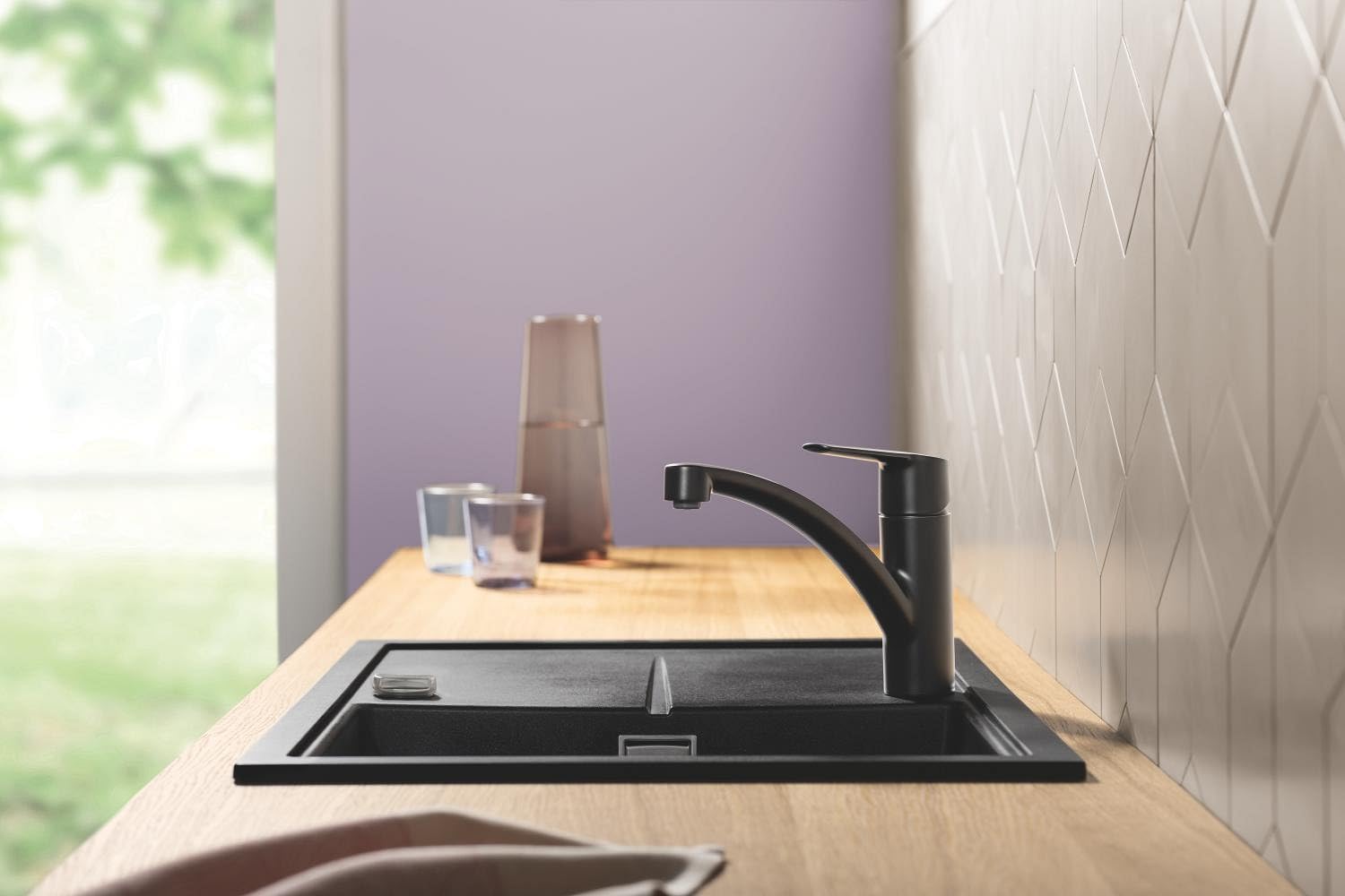 GROHE Start, rubinetto da cucina con beccuccio piatto (rubinetto per la cucina, girevole a 140°, risparmio d'acqua grazie alla limitazione della quantità variabile, montaggio senza utensili), nero
