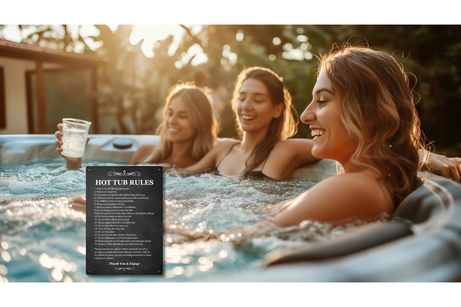Reglas de la bañera de hidromasaje: letrero negro, blanco, azul y blanco para uso al aire libre con una lista de puntos de salud y seguridad sobre el uso de una bañera de hidromasaje. Ideal para uso