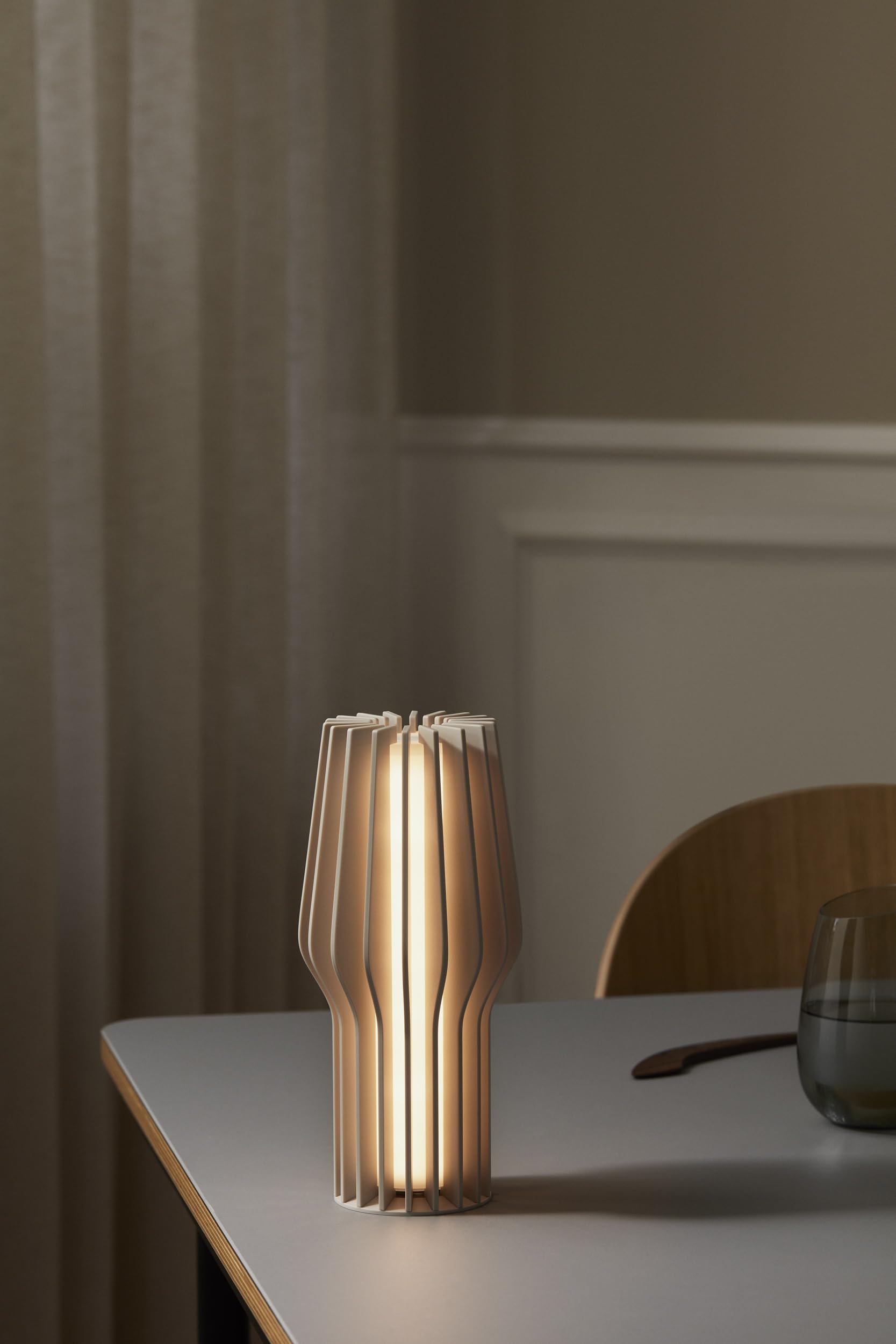 EVA SOLO Radiant - Lampade a LED da 25 cm, colore beige perlato