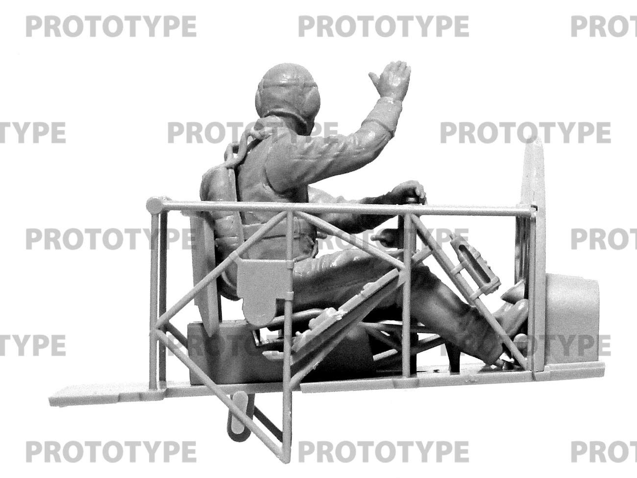 Amazon | アイシーエム(ICM) 1/32 枢軸国着座パイロット(ドイツ