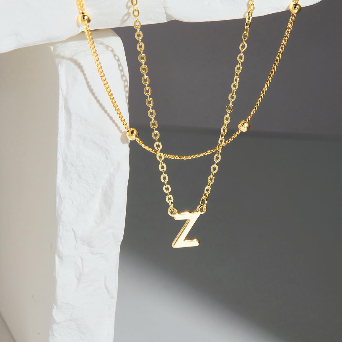 HMJGDHX Mehrschichtige Initialen-Halsketten für Frauen, 14-Karat-Gold-Buchstabenanhänger, mehrschichtige Halskette 26 Großbuchstaben AZ für Frauen und Mädchen, Schmuck
