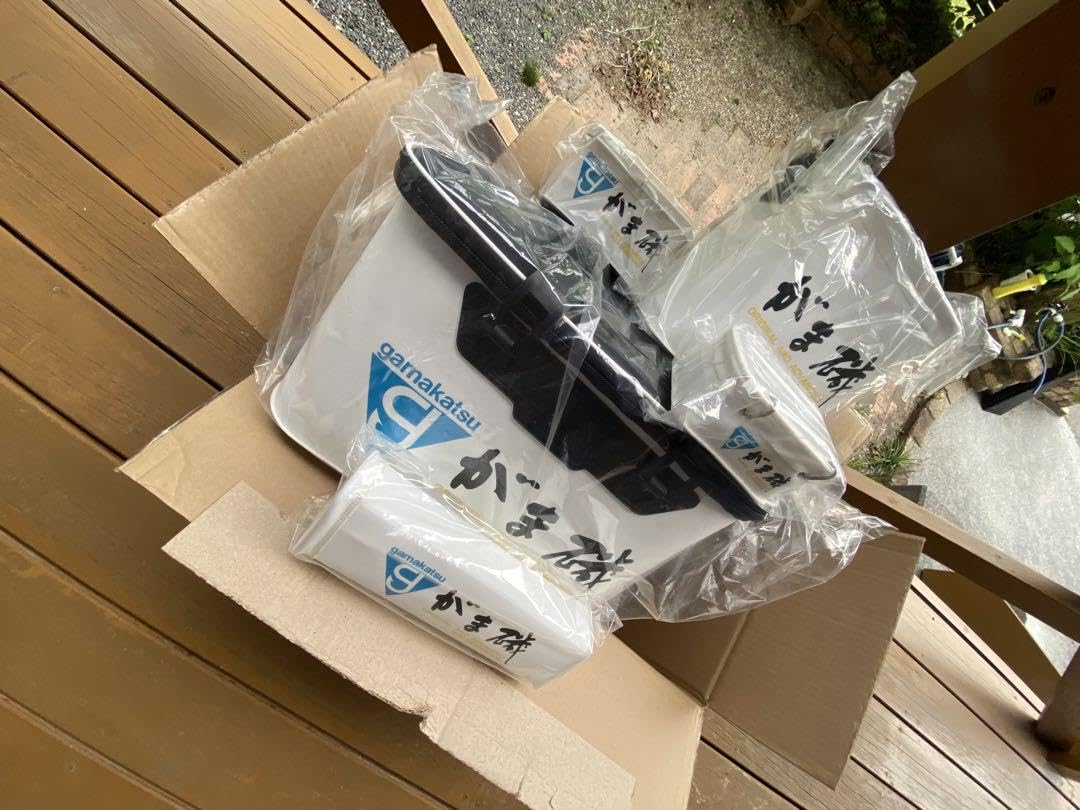 Amazon.co.jp: がまかつ がま磯 限定バッカン 5点セットGM-1846 : おもちゃ