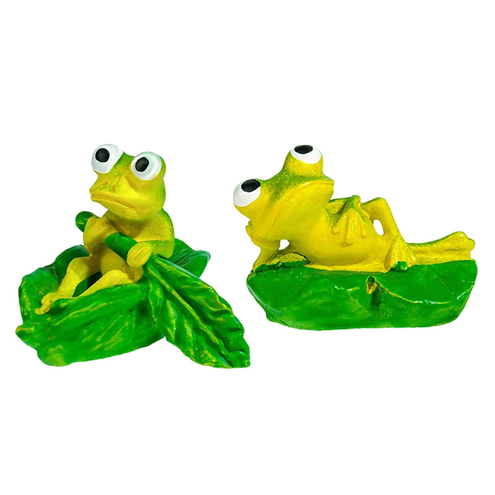 Tsophreniq Resin Frogs and Nelumbo Table Top Piece for Miniature Frogs Figure Resin Statue