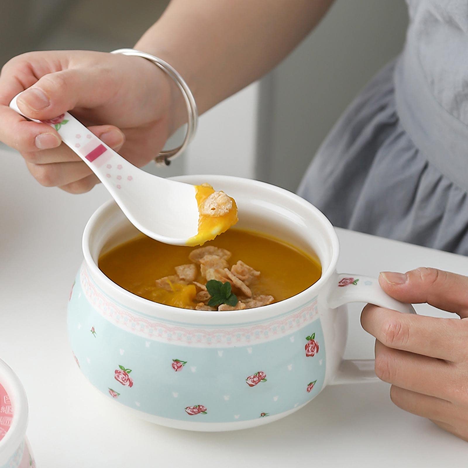 Suppenschalen Hohe Kapazitätssuppenschüsseln mit Griffen - Instant Nudelschale - für Tortilla-Suppe, Haferflocken, Getreide, Hühnerkuchen, Rindfleischeintopf, Chowder - Set von 4 Suppentassen