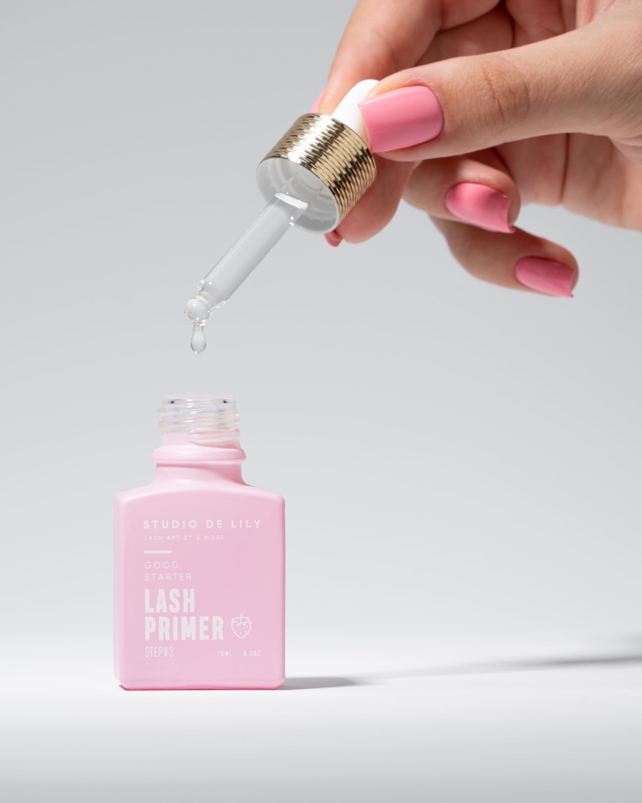 LASH PRIMER STEP 3 – Primer Extensions de Cils – Préparation Avancée et Dégraissant Pro - Équilibrage du pH & Adhérence Optimisée – Accélère la Prise de la Colle – Compatible Toutes Colles – 15 ml