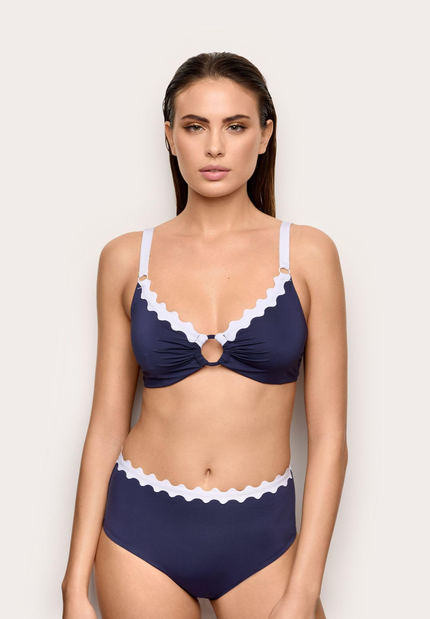 YAMAMAY - Bikini Parte Alta, Modello Balconcino con Ferretto, Donna, Marena, Blu Navy con Dettagli in Bianco, monocromo