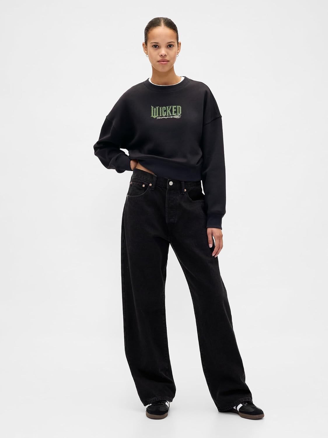 GAP Women's Wicked Graphic Crop Pullover Sweater Top
