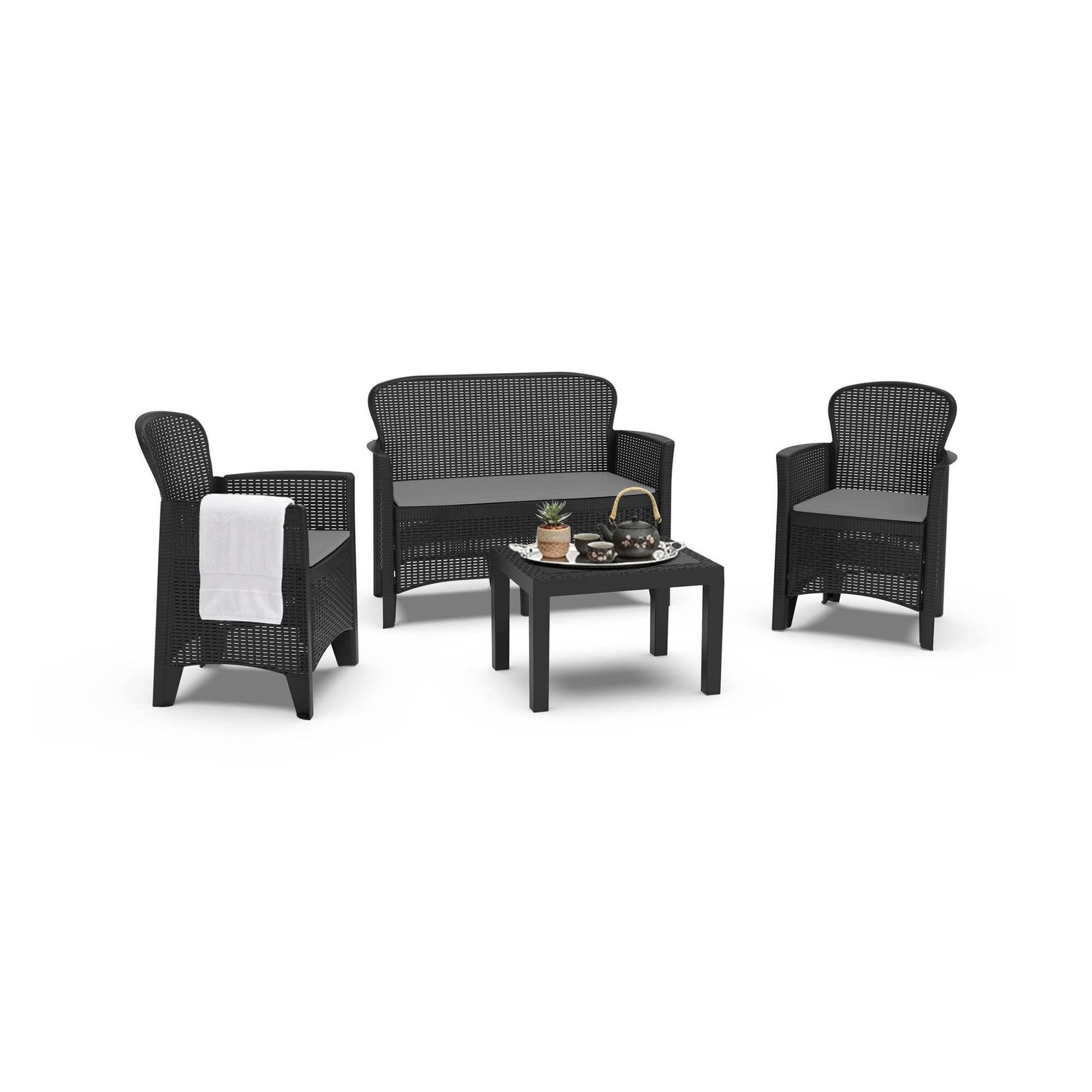 Dmora - Set salotto da esterno Ostuni, Set da giardino con 2 poltrone, 1 divano ed 1 tavolino, Salottino effetto rattan con cuscini, 100% Made in Italy, Antracite