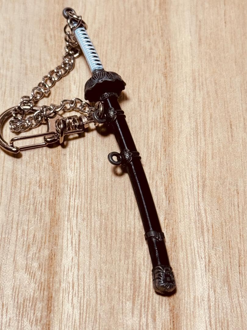 サイコロ メッキ 重量 ミニ武器 キーホルダー アクセサリ サイコロ メッキ 重量 ミニ武器 キーホルダー アクセサリ