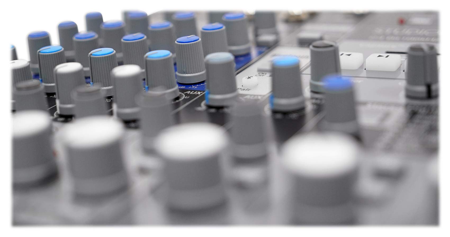 PreSonus StudioLive AR8 USB 8-Channel Hybrid Performance and