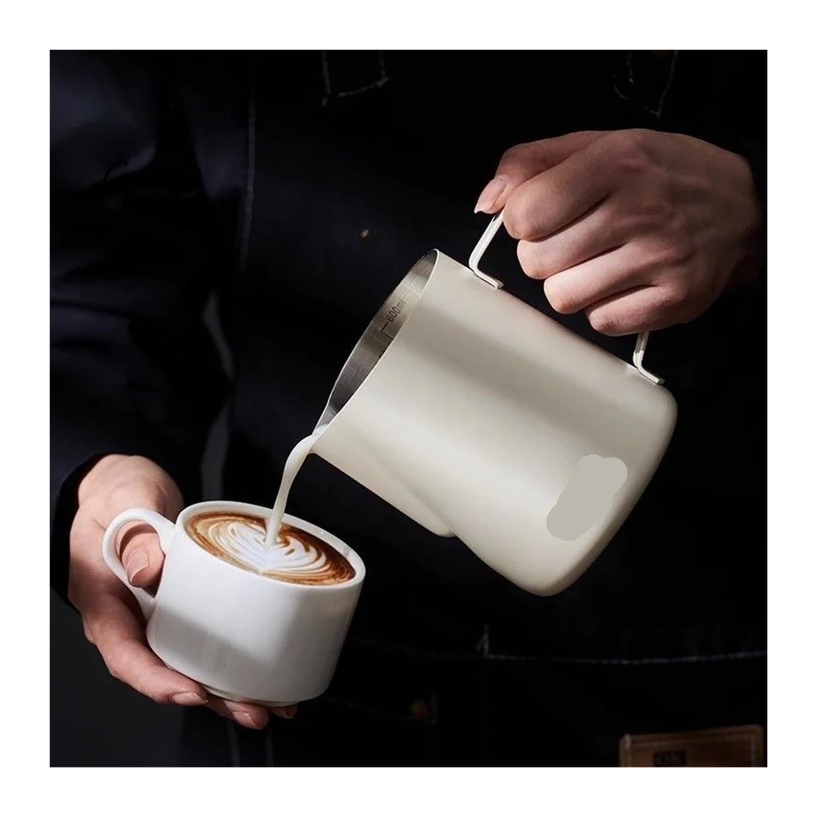 Jarra de espuma leche acero inoxidable blanca, jarra for el hogar y la cocina, tazas café portátiles herramientas té, 350/600ML(White 600ML)