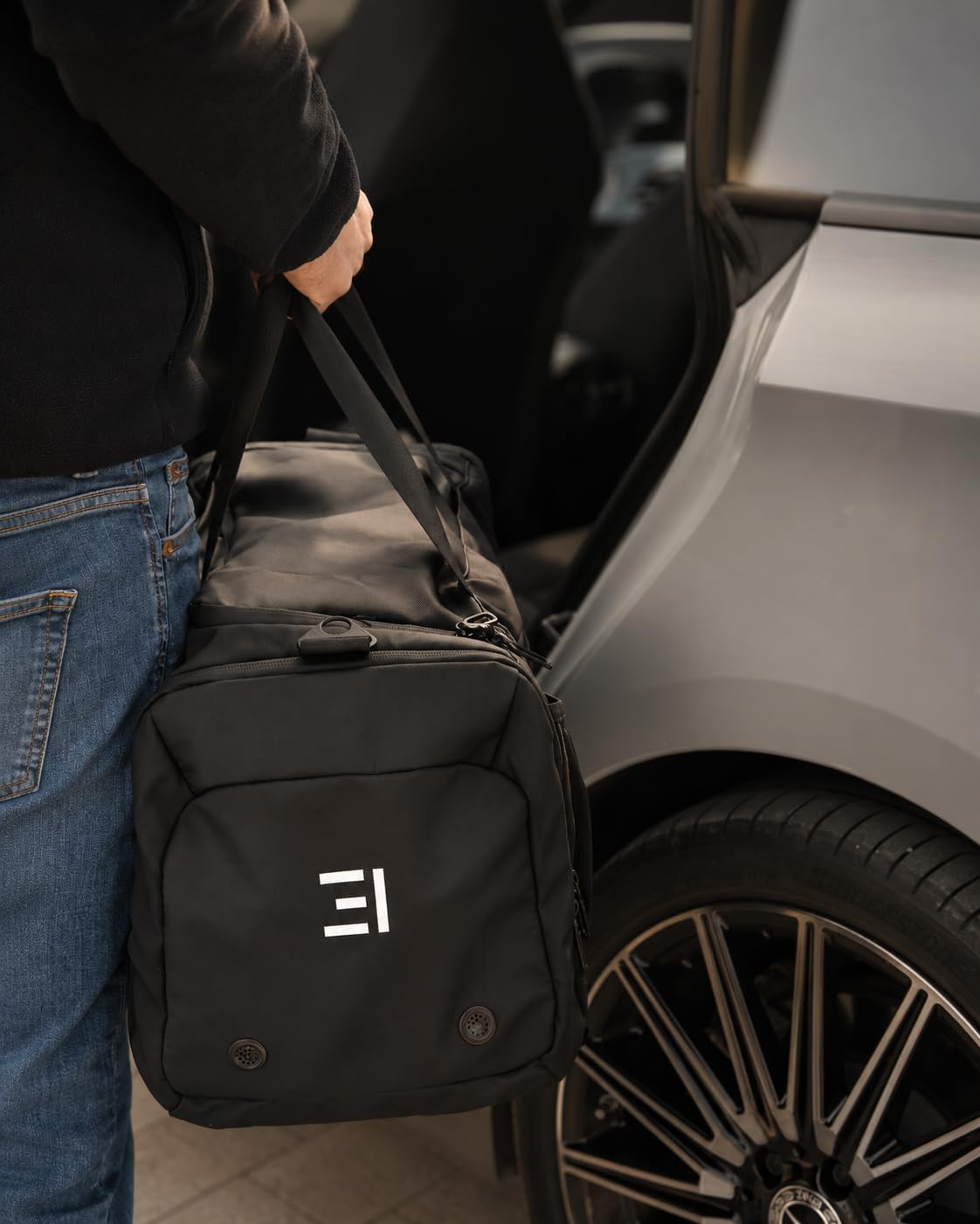 3two1® Founders Gym Bag Sporttasche, Schwarz