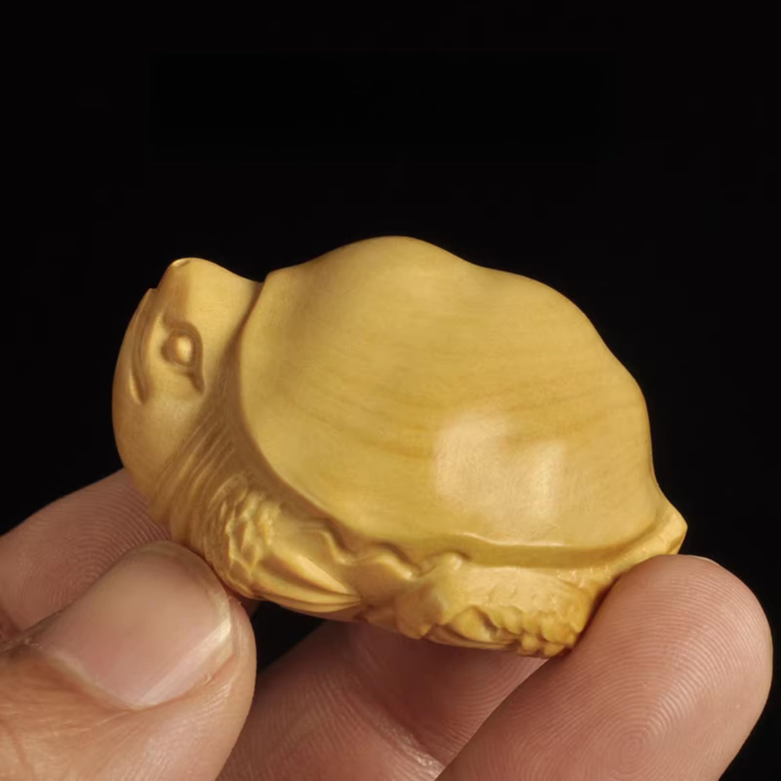 Tortue en bois sculpté de 4 cm déco Feng Shui bureau