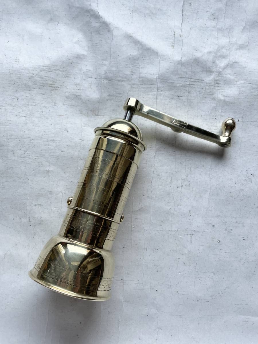 Amazon.co.jp: 折りたたみクランク 渦巻き EinerBombe ペーターディー  