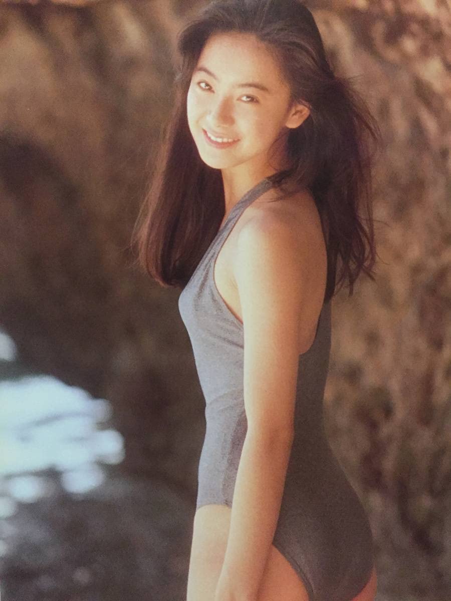 Amazon.co.jp: 古本 帯なし 写真集 I'm alone with you ふたりぼっち