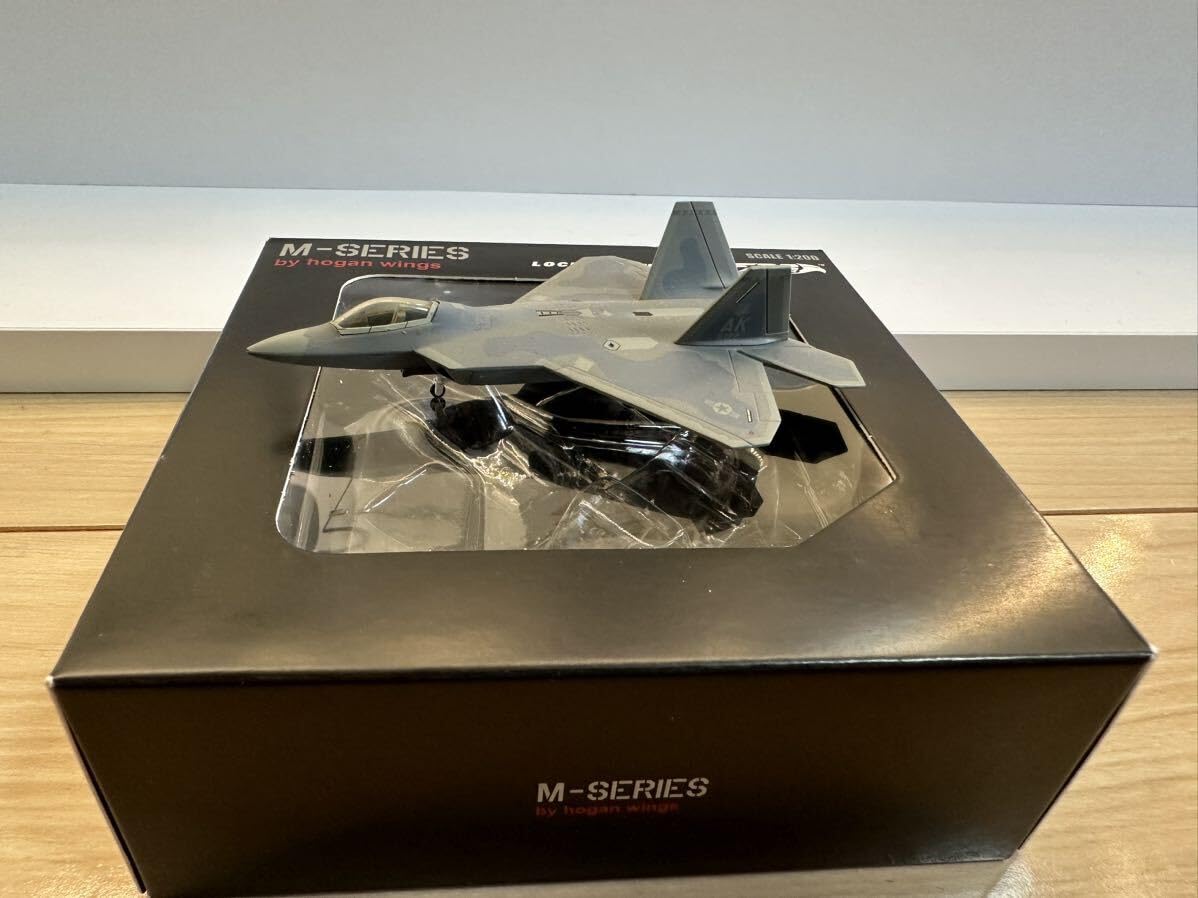 Amazon.co.jp: 1/200 ホーガン F-22A 525th FS AK 122 ラプター Hogan Amazon.co.jp: 1/200 ホーガン F-22A 525th FS AK 122 ラプター Hogan