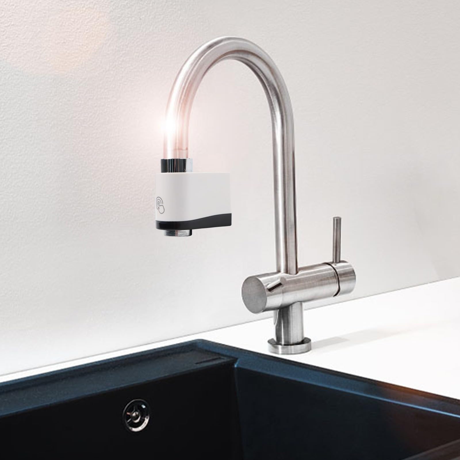 Rubinetto con sensore a infrarossi con adattatore per rubinetto, risparmio automatico dell'acqua e tecnologia a doppio sensore, accessorio per lavandino senza contatto per cucina o bagno, azionamento