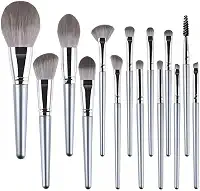 Kit Profissional de Pincéis de Maquiagem 14 em 1, Cor Prata, Conjunto para Maquiagem de Festa e Contorno, Cerdas Sintéticas de Luxo e Cabo Resistente