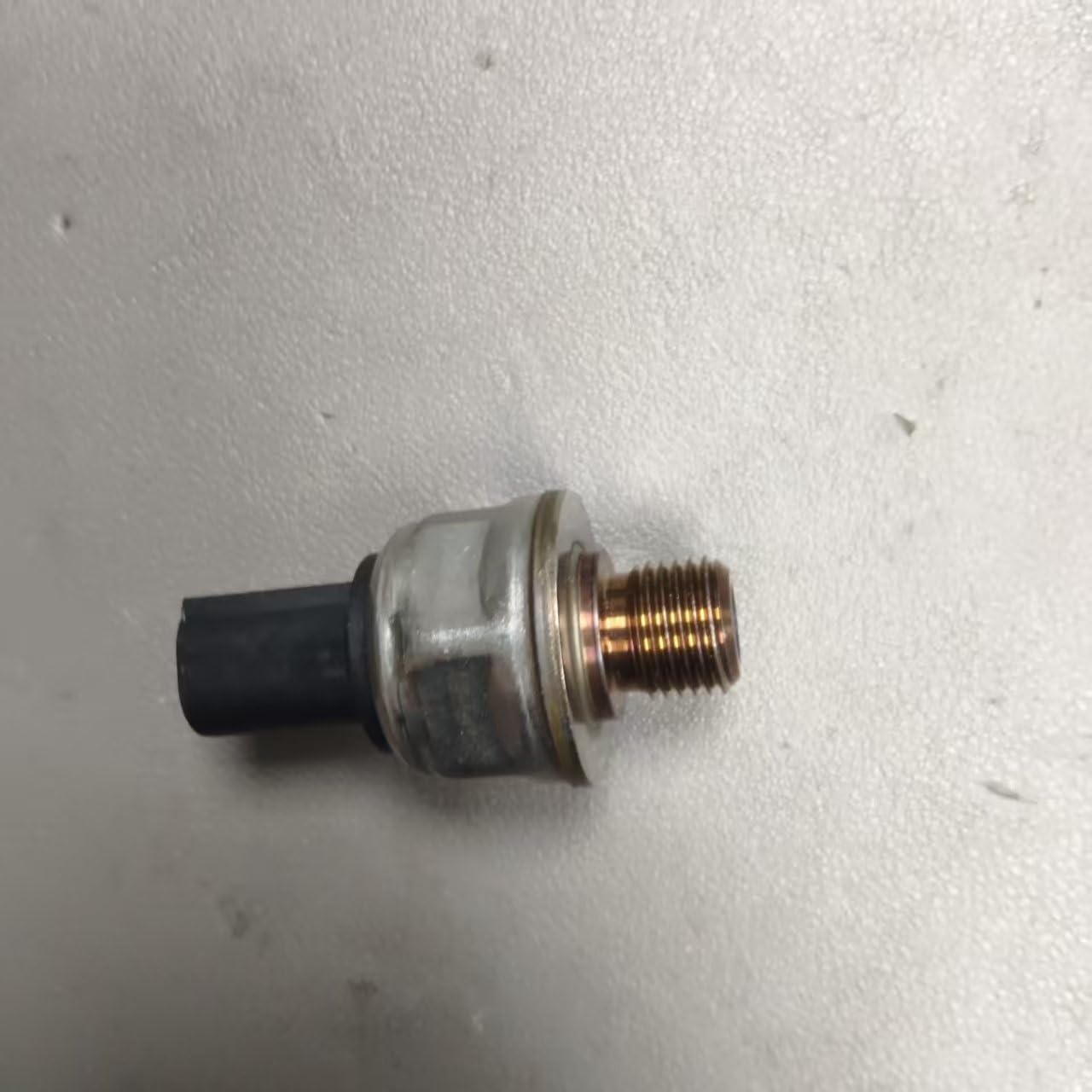 Sensore di pressione del carburante per autoveicoli (Fuel pressure sensor) 45PP10-1 67R-010289 10R-032447