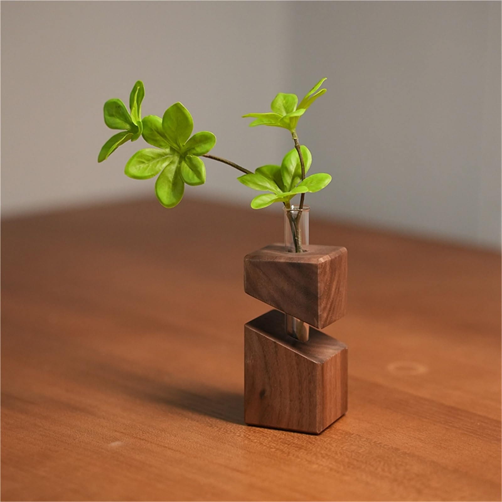 Wandvase Geometrische Wandvase aus massivem Holz