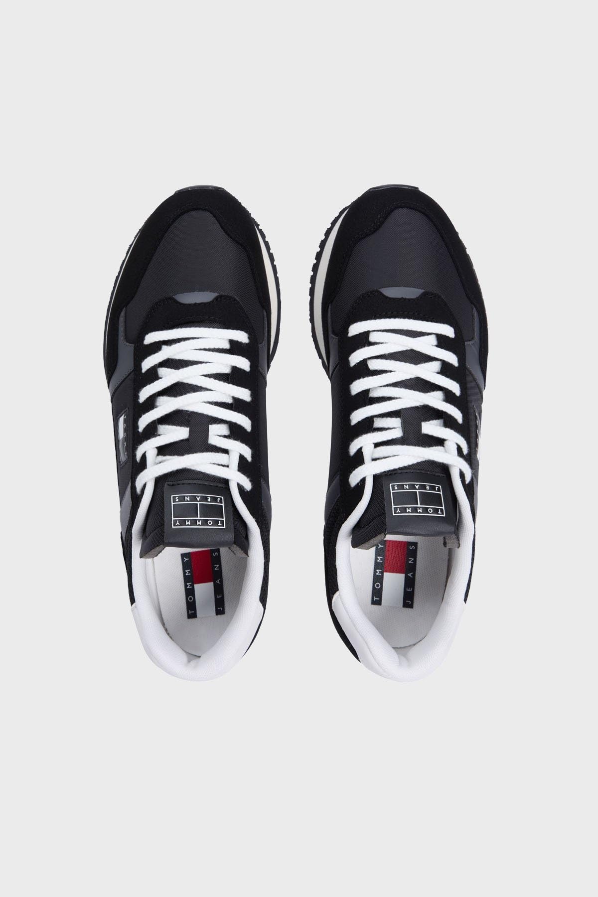 Tommy Jeans Tjm Runner Casual Em0Em01590, Basso Top, Uomo, Nero (Black), 43 EU