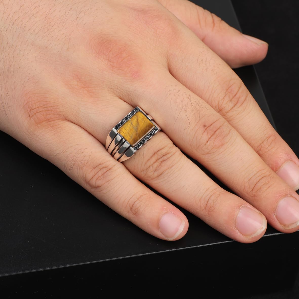 Bague de Fiançailles en Œil de Tigre pour Homme – Chevalière Gravée en Argent Sterling 925 avec Pierre Précieuse Poli – Bague Style Millésime Fait Main