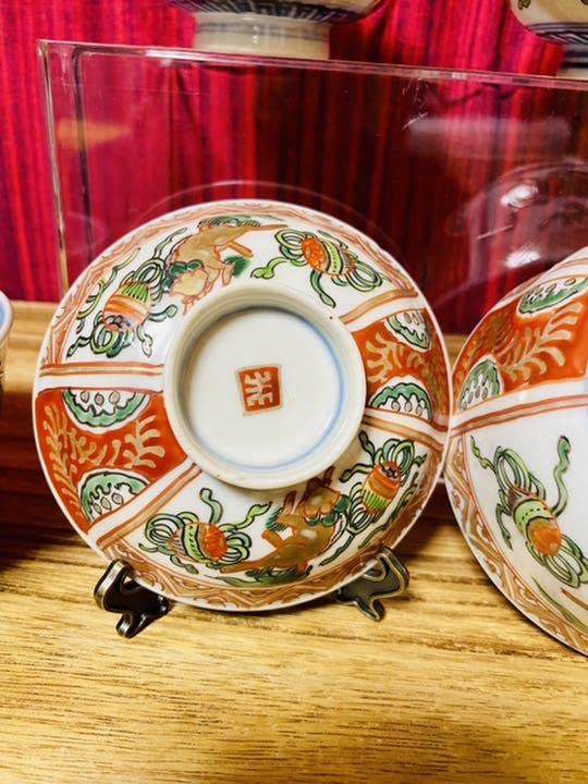 古伊万里　金彩赤絵　古伊万里　染錦　二方割玉獅子　茶碗　完品　5客 Amazon.co.jp: 古伊万里 金彩赤絵 古伊万里 染錦 二方割玉獅子
