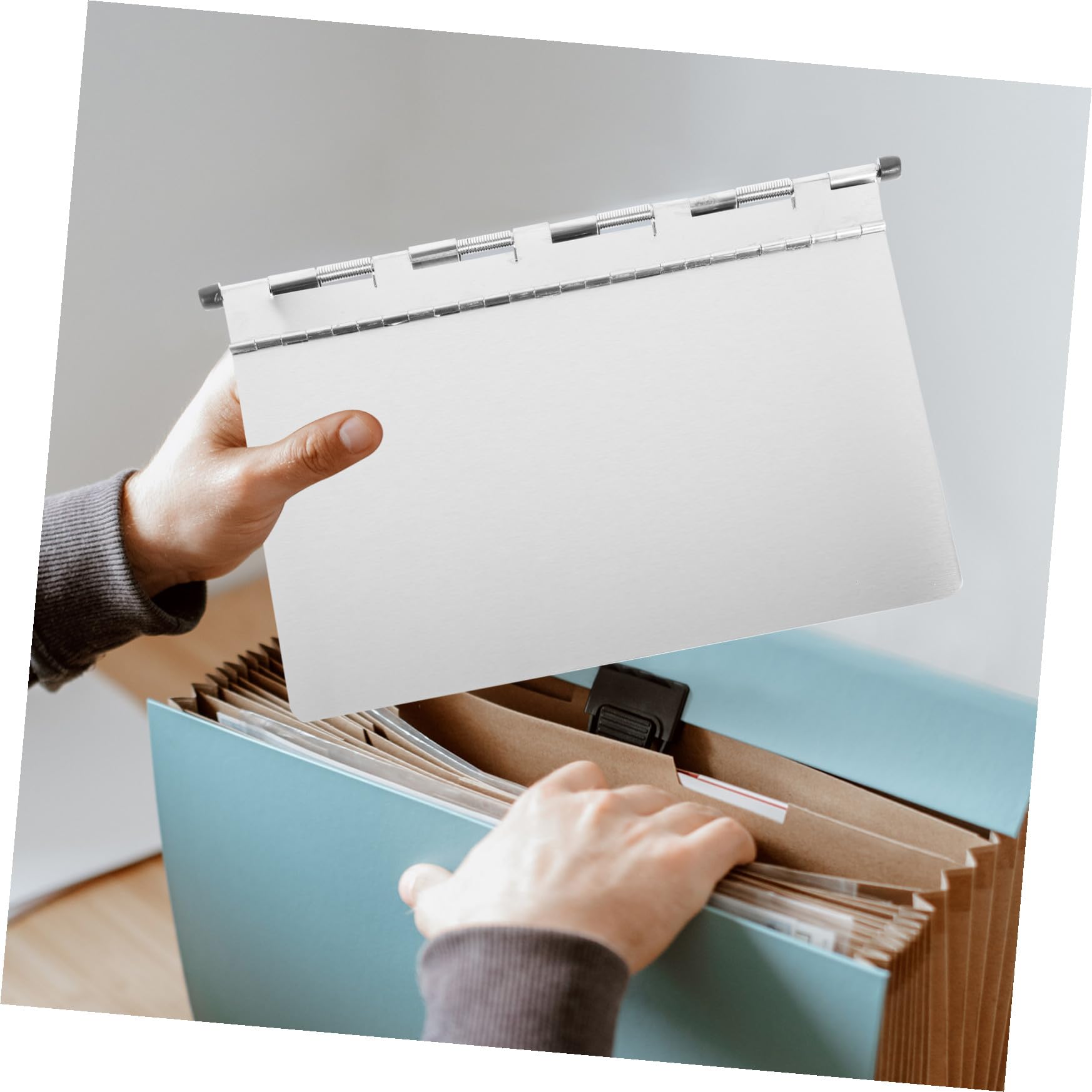 Cartella Portadocumenti in Acciaio Inox per Referti Medici A4 | Formato Allungato, Design Robusto e Rigido, Uso per Ufficio e Archivio, Pratica per Fogli e Appunti