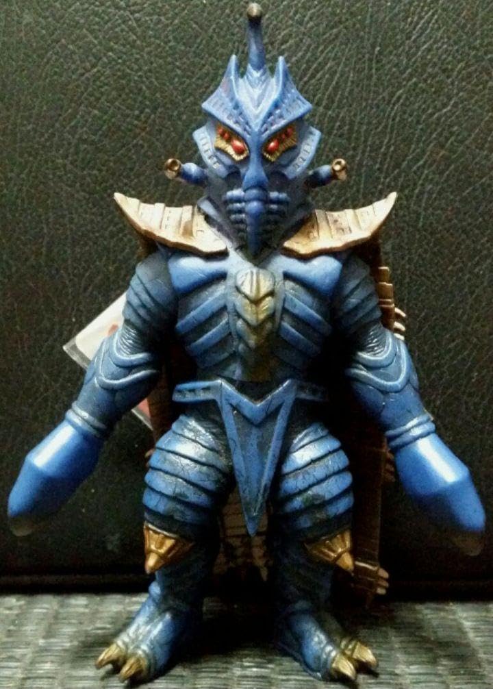 冬の華 ☆BANDAI テンペラー星人 (タグ付き) 2006年 円谷プロ ソフビ