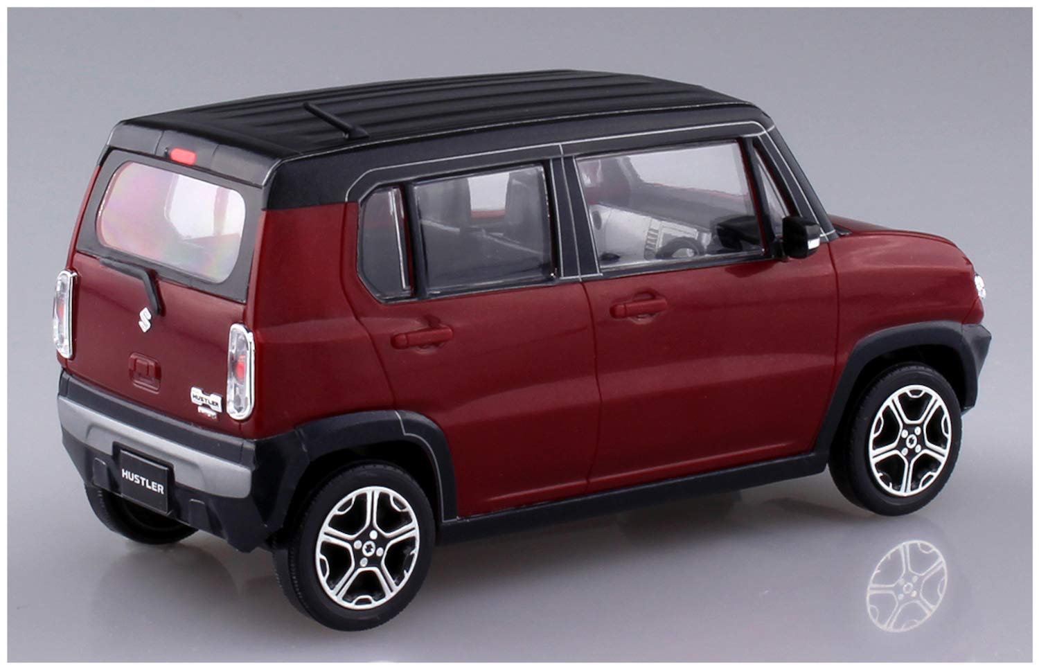 Amazon.com: Aoshima 54147 Suzuki Hustler Phoenix Red Pearl 1/32