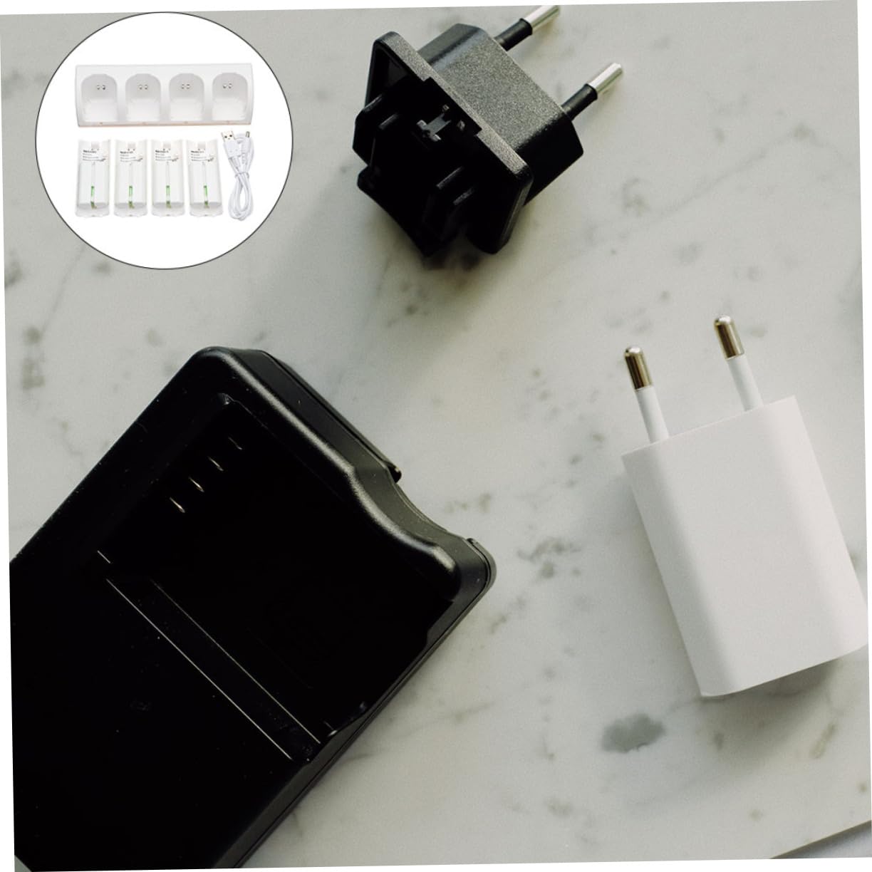 Adattatore per Pile Ricaricabili Slot Caricabatteria Intelligente Slot per Ricarica Batteria Realizzato in Materiale Plastico di Qualità Compatto e Facile da Trasportare