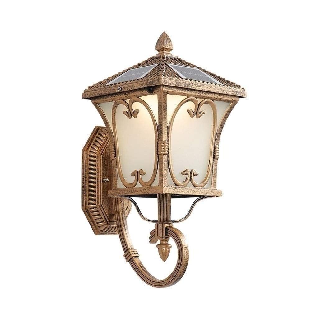 Lanterne extérieure solaire Victoria pour illuminer chaleureusement votre porche et entrée