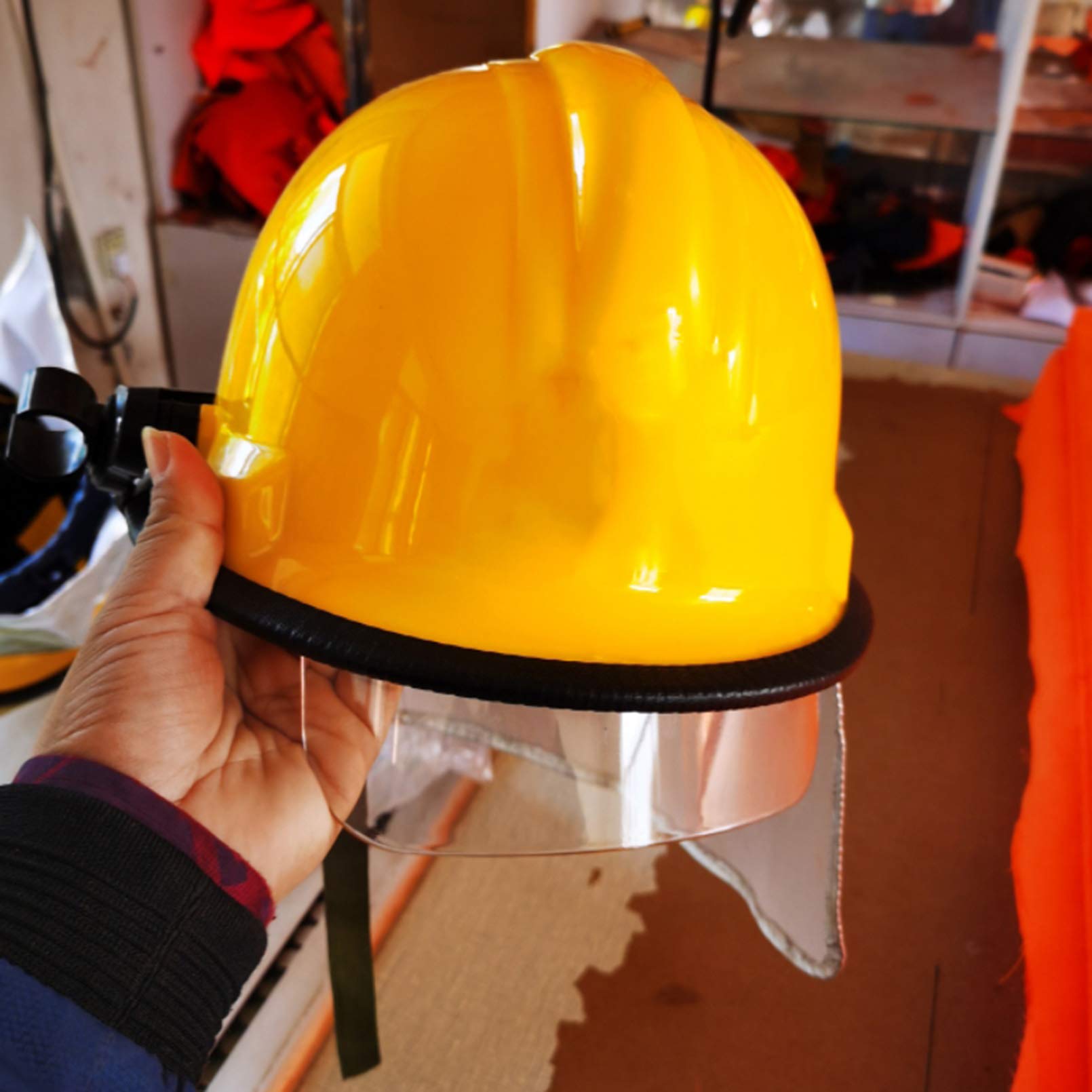 Casco de rescate de incendios para exteriores Casco de obra civil, ABS engrosado Protección anti-rotura Casco de rescate de terremotos con pantalla protectora y linterna reflectante
