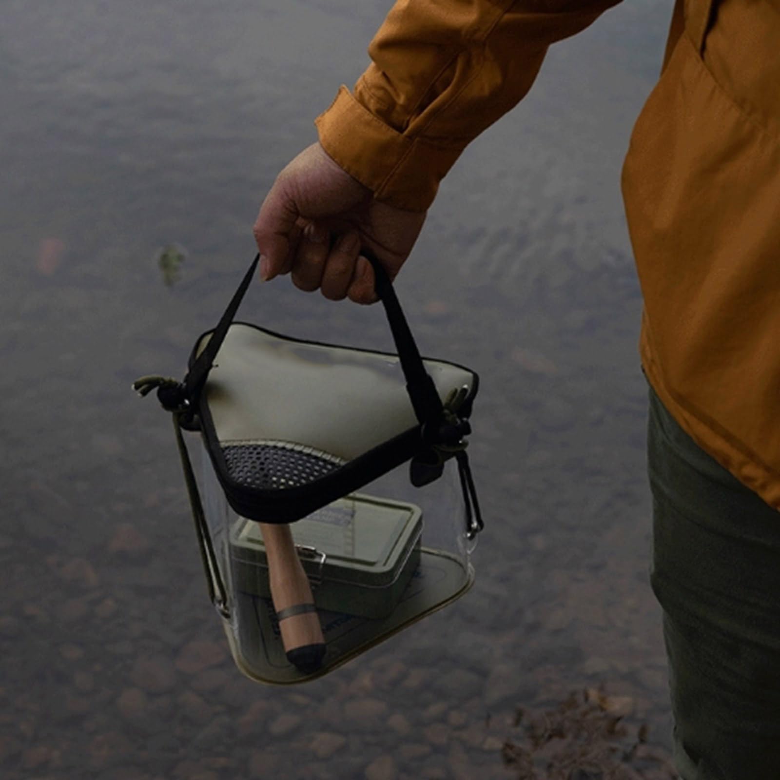 Secchio da pesca triangolare pieghevole trasparente secchio per pesci vivi contenitore per esche vive secchio d'acqua portatile multifunzione