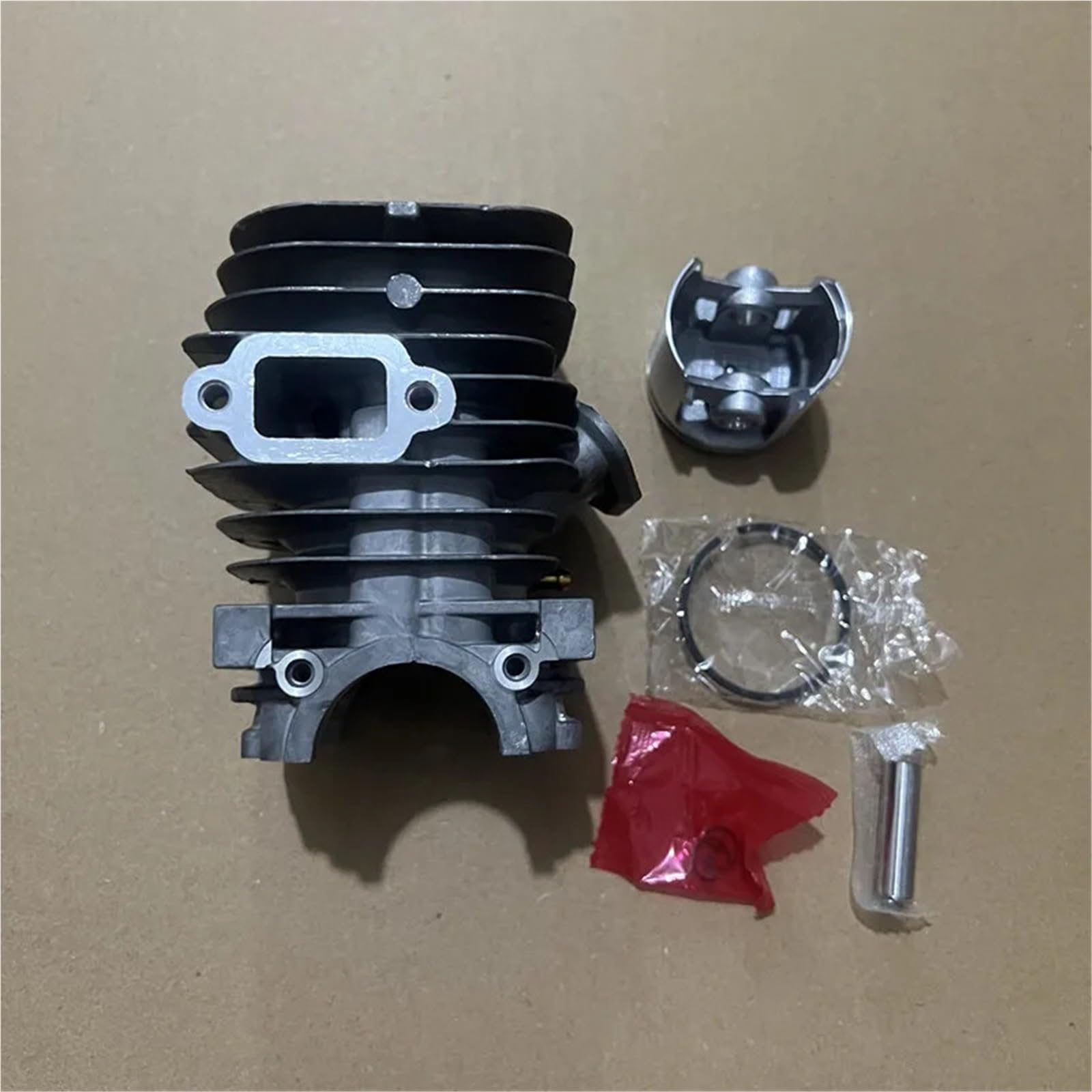 P021041760 Zestaw pierścieni tłokowych cylindra 39 mm pasuje do CS-355T CS355T do Shindaiwa 358Ts 35,8 cm3 2-suwowa piła łańcuchowa Części zamienne