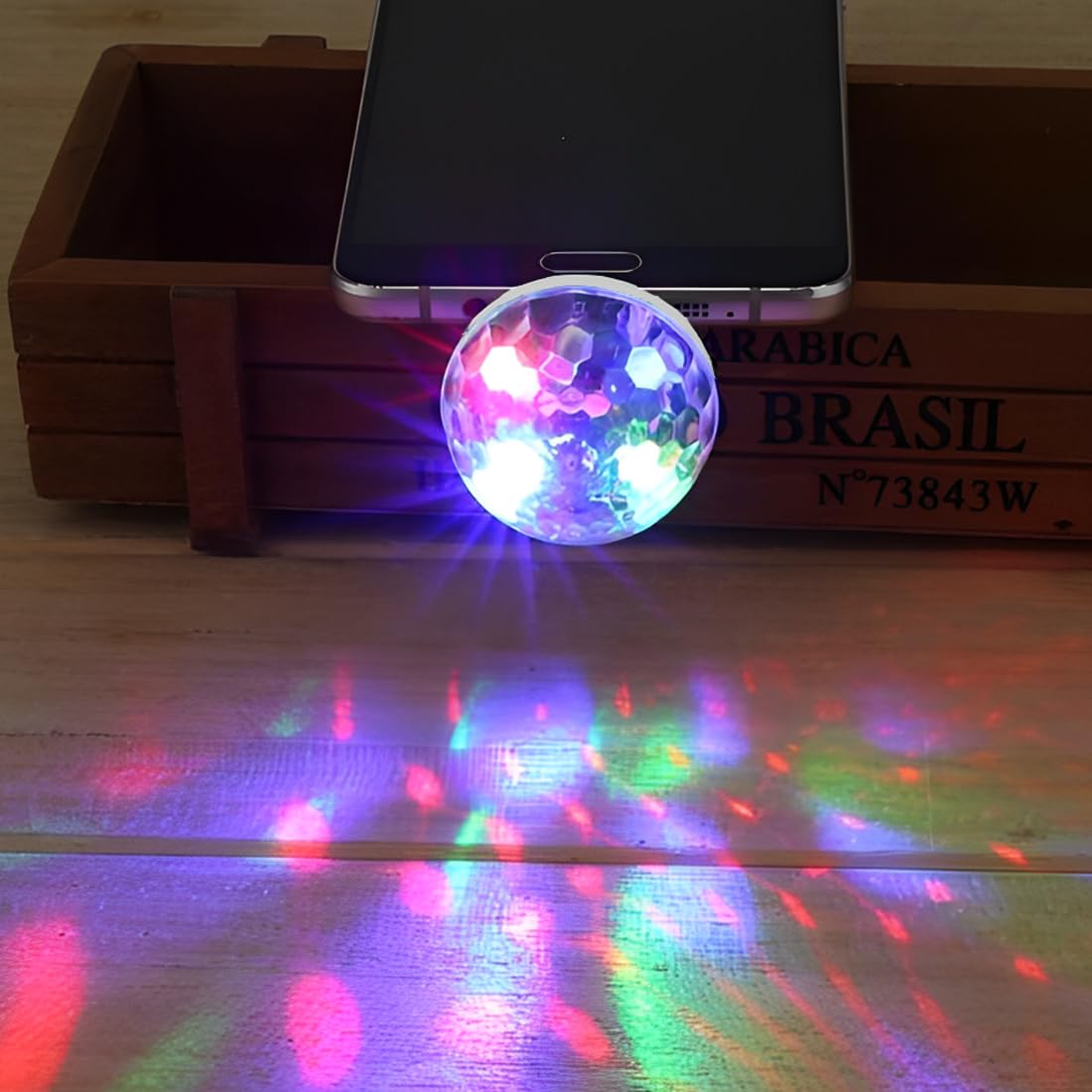 WUSJCOF 3 Piezas USB Mini Luz de Bola de Discoteca, Luz de Fiesta DJ con 3 Adaptadores, 4W Bola de Discoteca Activada por Sonido para Todas las Fiestas y Decoración Interior de Coches