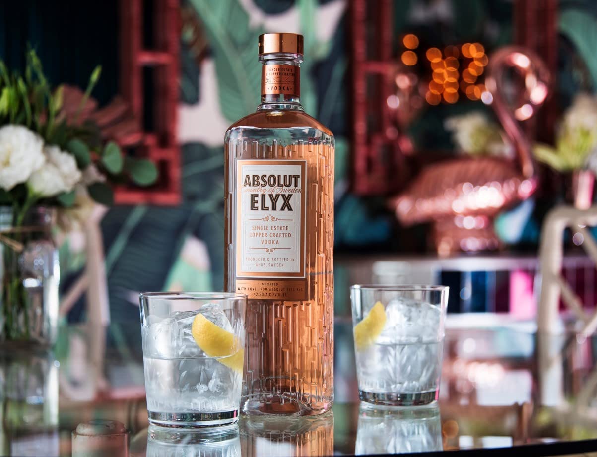 Absolut Set/Geschenkset - Absolut Elyx Vodka 1L (50% Vol) + 2x Absolut Longdrink Gläser geeicht 2/4cl