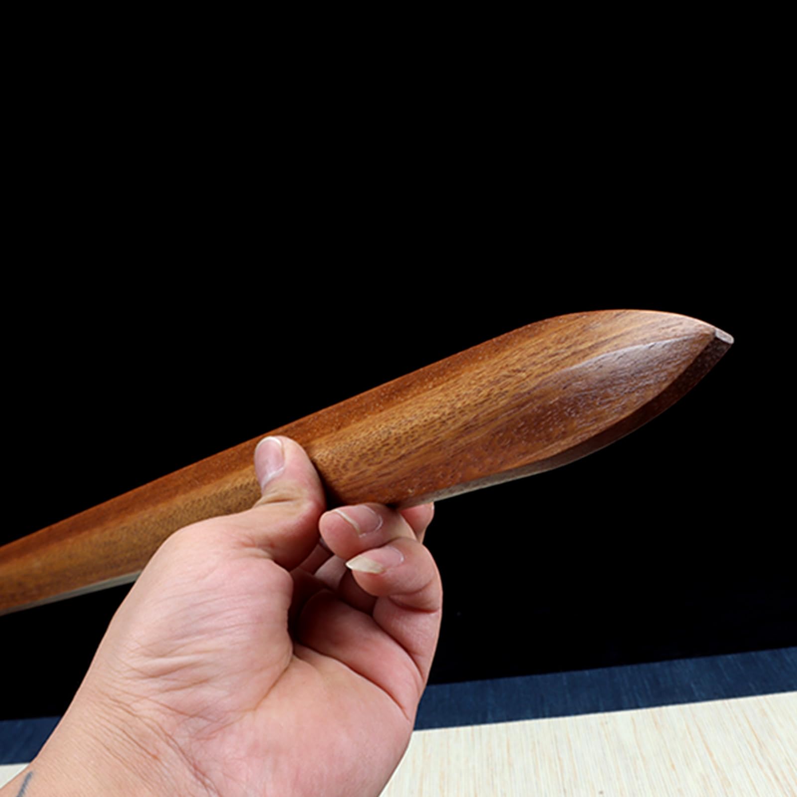 Katana en Bois Naturel,bokken Fait Main,Sabre Droit en Bois de 100 cm,Sabre d'entraînement aux Arts Martiaux pour Cosplay,Exposition,Pratique du Kendo,Cosplay.