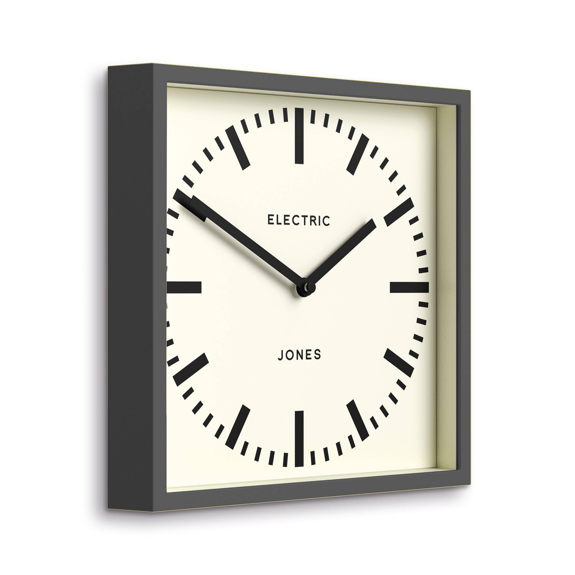 【新品同様】JONES CLOCKS プロペラ針 レトロデザイン 壁掛け時計 新品同様】JONES CLOCKS プロペラ針 レトロデザイン 壁掛け時計